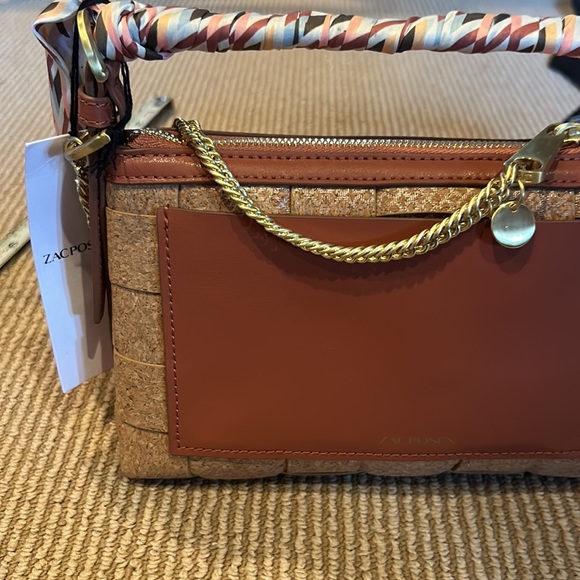 NWT ZAC POSEN zip top crossbody in cork auburn color - Picture 7 of 12